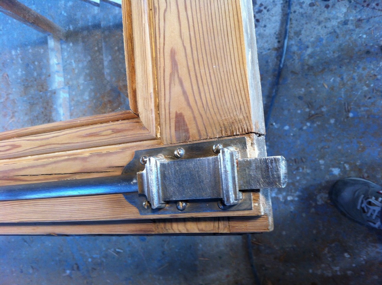  image renovation de porte en bois